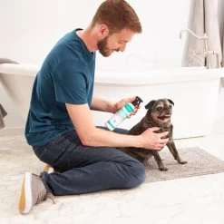 Frisco Aloe Hydrating Dog & Cat Spray, Sweet Nectar Scent 6 Frisco Aloe Hydrating Dog & Cat Spray, Sweet Nectar Scent -Frisco 192084 PT3. AC SS1800 V1585321073