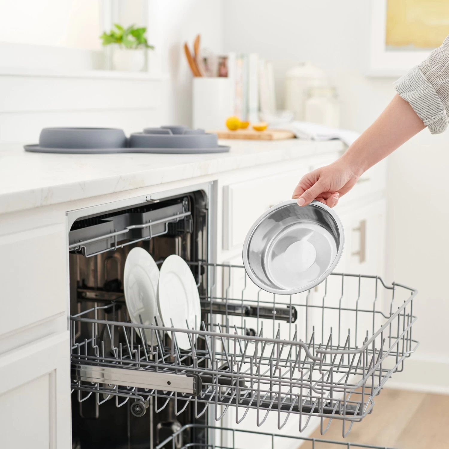 Frisco Silicone Stainless Steel Double Diner Slow Feeder Dog & Cat Bowl, Grey, 3 Cup 5 Frisco Silicone Stainless Steel Double Diner Slow Feeder Dog & Cat Bowl, Grey, 3 Cup - Image 5