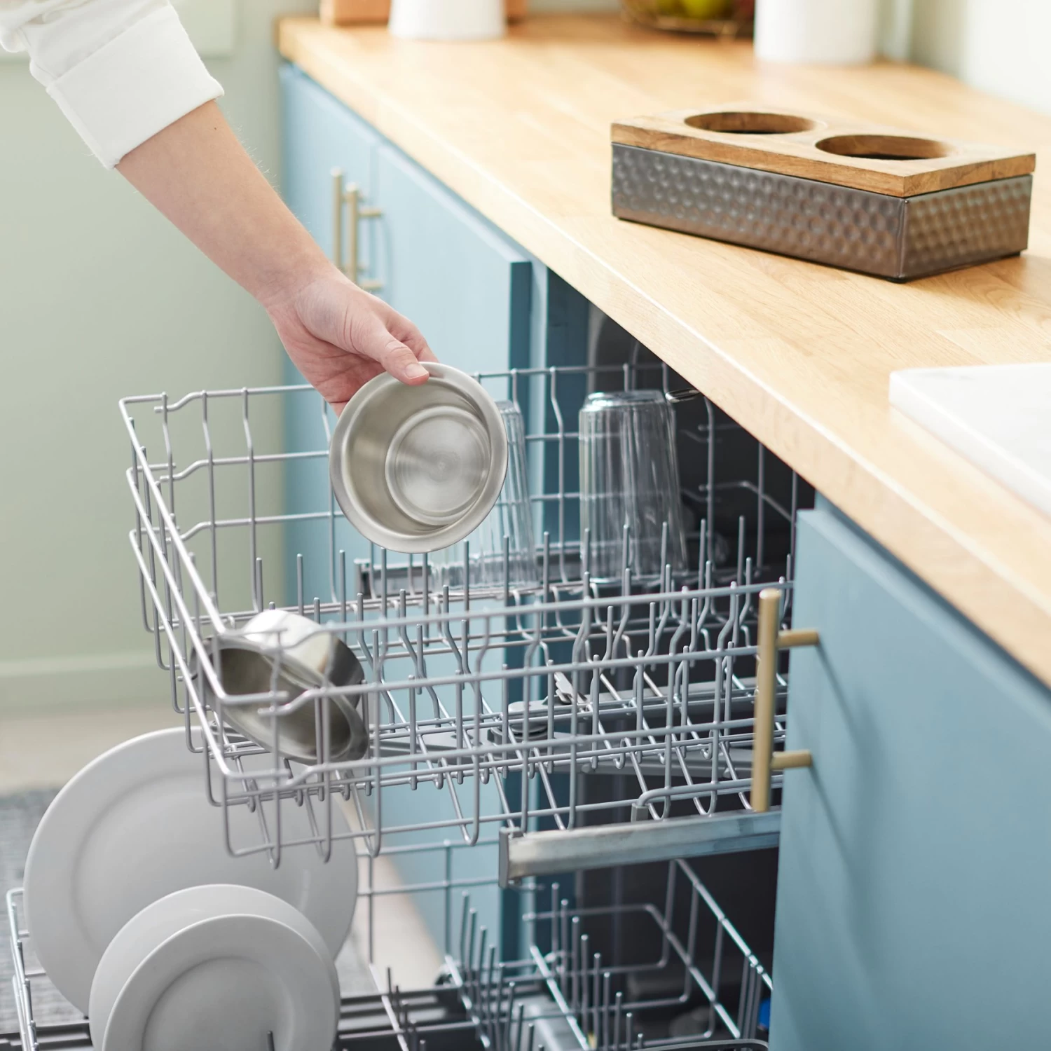 Frisco Premium Stainless Steel Double Diner Dog & Cat Bowl, Black 7 Frisco Premium Stainless Steel Double Diner Dog & Cat Bowl, Black - Image 7